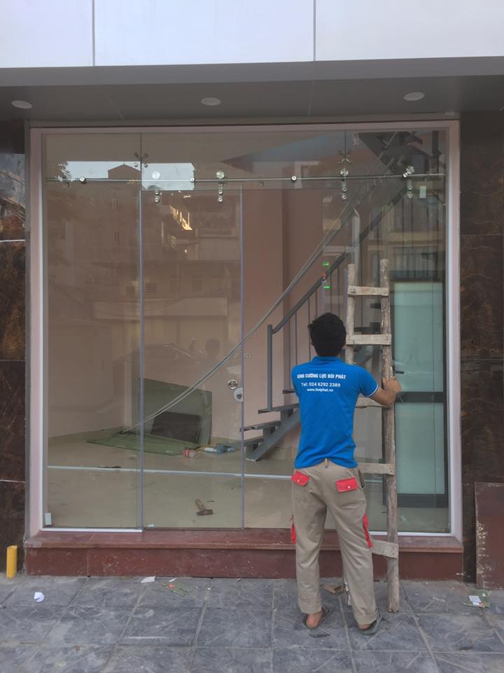 Chi tiết bộ phụ kiện ray trượt cửa kính lùa 1 cánh Inox 304 chuẩn Bùi Phát