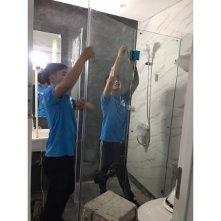 Thi công Vách tắm kính ngũ giác 3.41m2 tại Chung cư Sunshine City