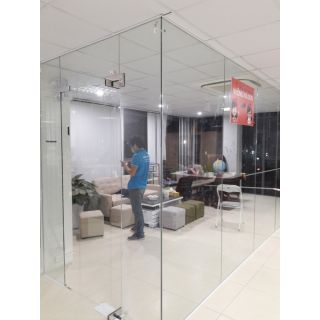 Thi công Vách kính ngăn văn phòng 25m2 tại 396 Nguyễn Xiển