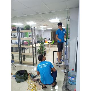 Lắp đặt Vách kính văn phòng 21.6m2 Kính 10mm tại Thanh Xuân, Hà Nội