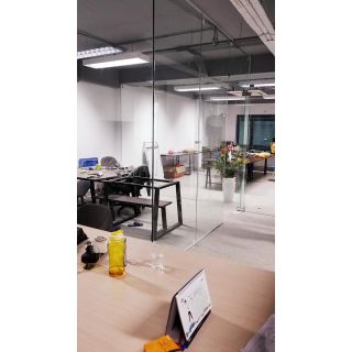 Lắp đặt Vách kính văn phòng 24.3m2 Kính 10mm tại 187 Nguyễn Tuân