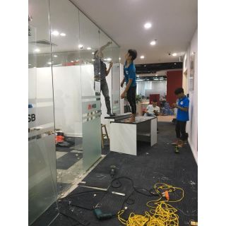 Thi công Vách kính ngăn văn phòng 25m2 tại 396 Nguyễn Xiển