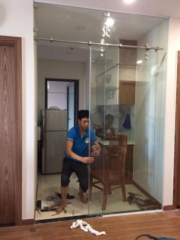 Thi công Cửa kính lùa 1 cánh 4.3m2 ngăn bếp tại An Bình Plaza