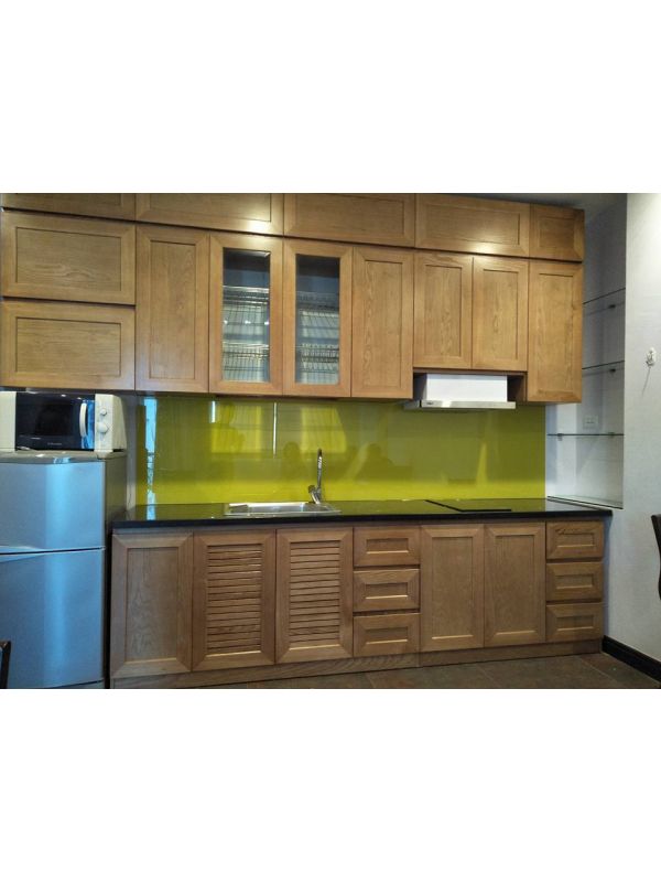 Lắp đặt kính màu ốp bếp 3.8 mét dài màu vàng chanh tại Hà Nội