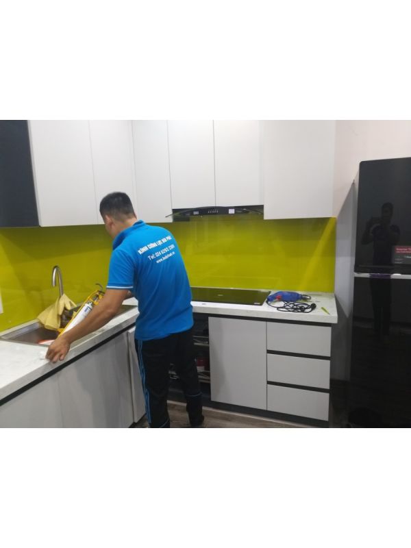 Thi công kính ốp bếp vàng chanh CC Park Hill Times City 1.8m (mét dài) siêu bền