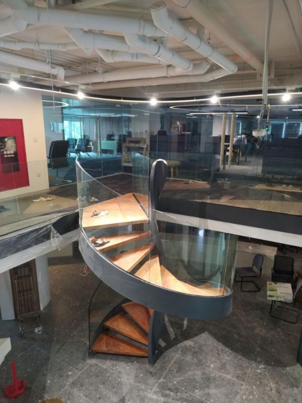 Thi công Lan can cầu thang kính sảnh thông tầng Chung Cư Ciputra IA 20