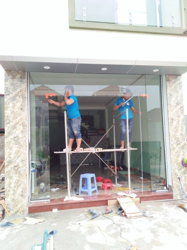 Thi công Cửa kính cường lực mặt tiền 17.5m2 Kính 12mm Nhà Phố Geleximco