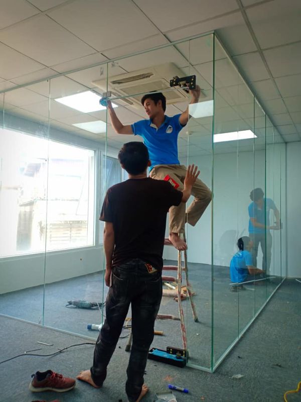 Lắp đặt Vách cửa kính văn phòng Trung Kính, Cầu Giấy: Diện tích 40m2