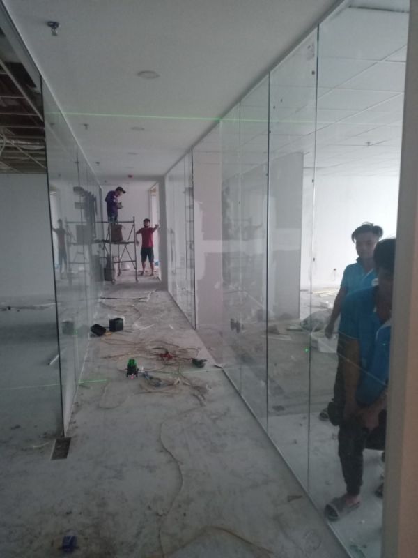 Thi công Vách kính cong văn phòng 80m2 Tòa Roman, Tố Hữu, Hà Đông