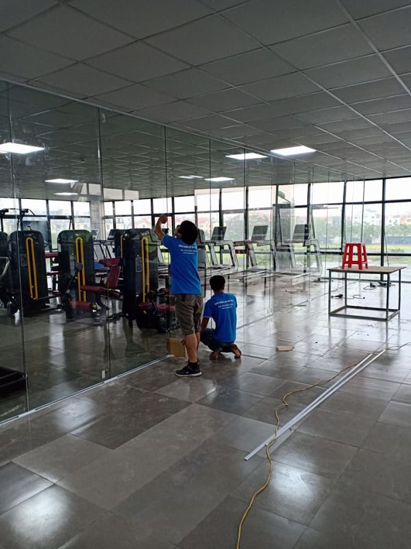 Lắp đặt Vách kính cường lực Phòng Tập Gym Linh Đàm 75m2 (kính 10mm)