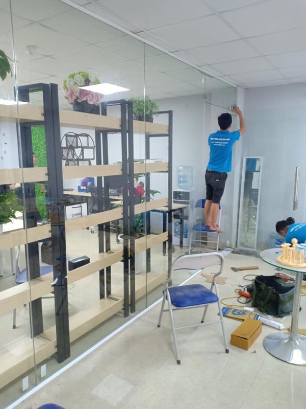 Lắp đặt Vách kính văn phòng 21.6m2 Kính 10mm tại Thanh Xuân, Hà Nội