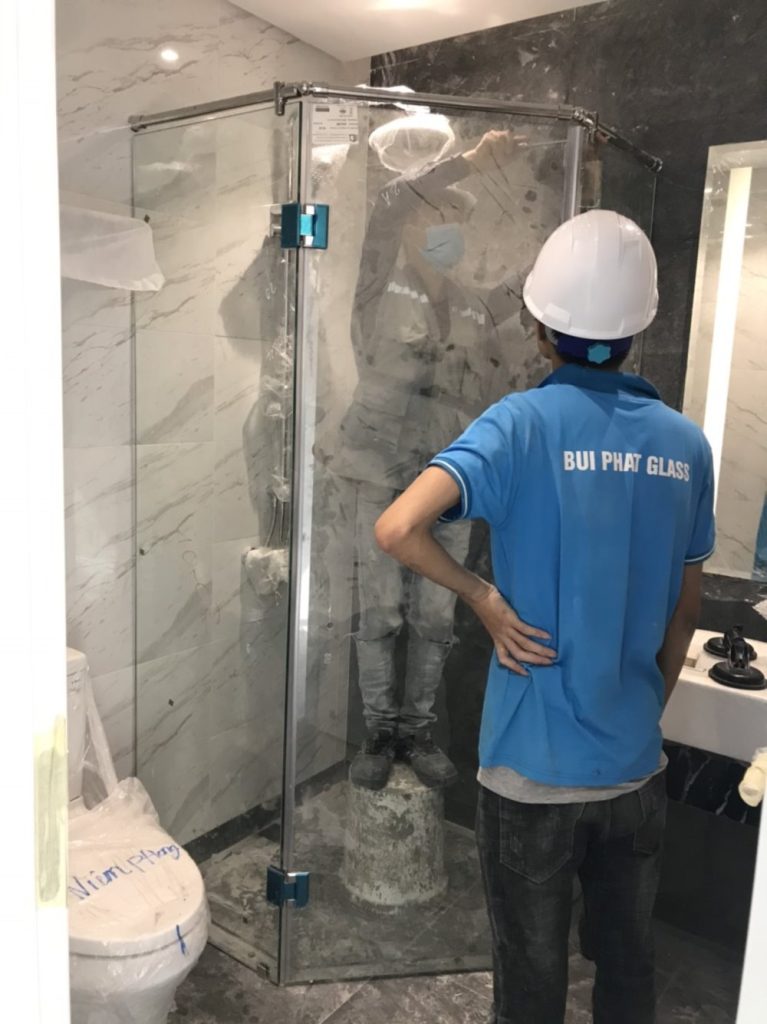 Thi công nhà tắm kính trọn gói giá tốt nhất tại Hà Nội.